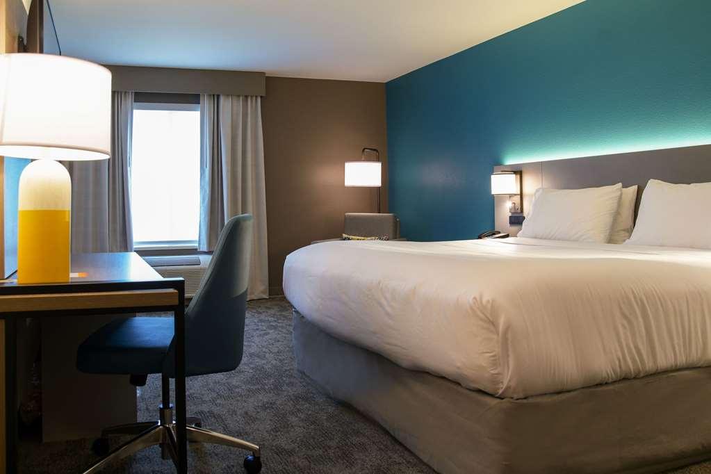 Comfort Inn & Suites Nw Milwaukee Germantown Стая снимка