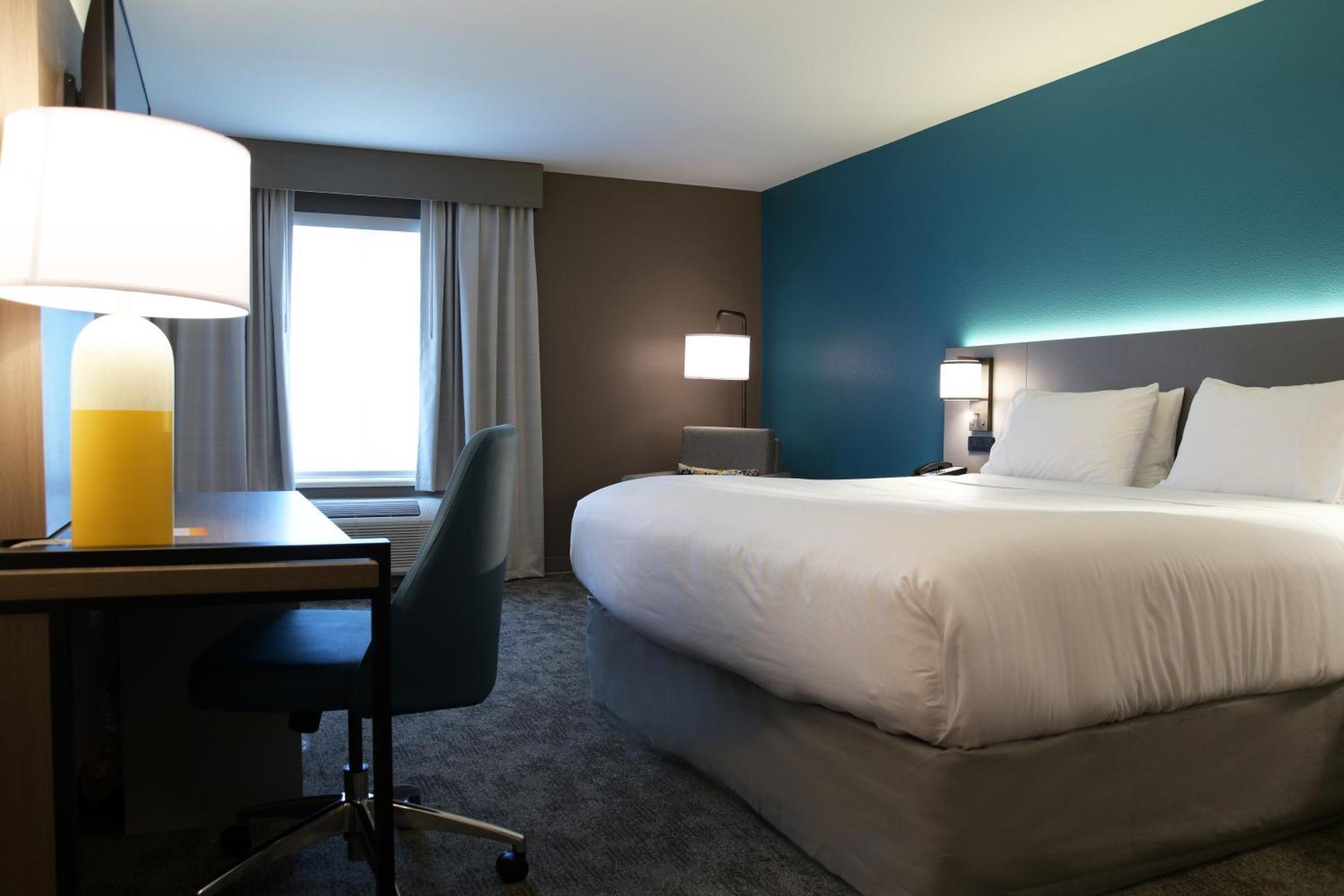 Comfort Inn & Suites Nw Milwaukee Germantown Екстериор снимка
